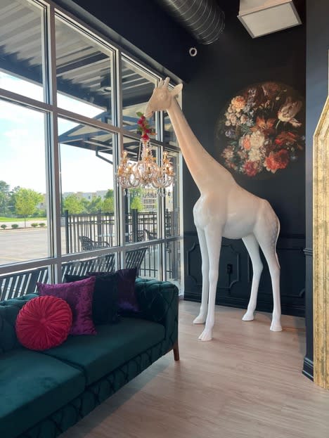 Tom Browns Interior Giraffe