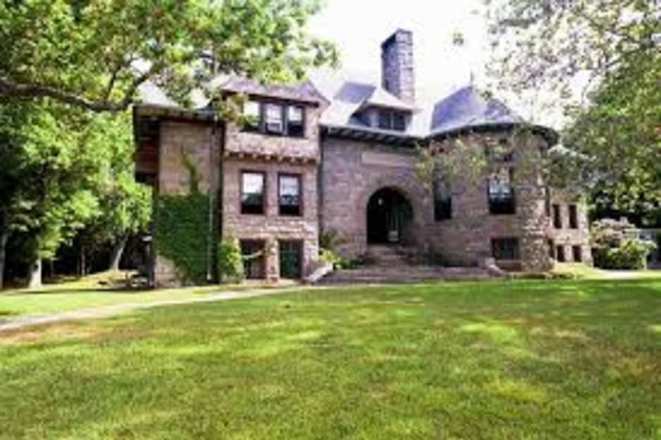 Peace Dale Library