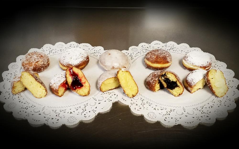 A Paczki at Minooka Pastry Shop