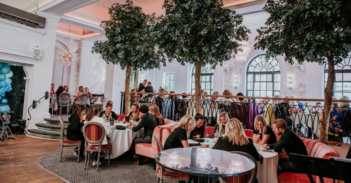 The Grand patrons dining