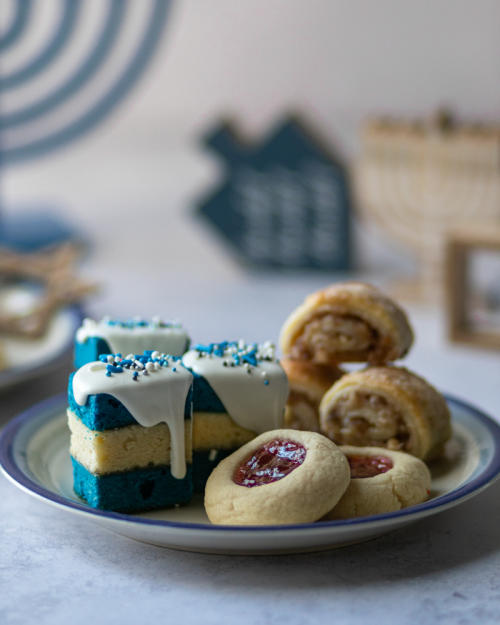 Angie's Rainbow Cookie Hanukkah