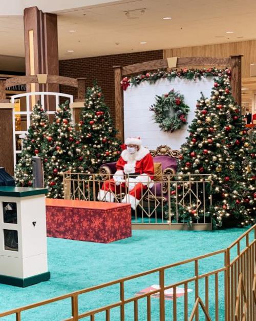 Santa at the Oak Park Mall in Overland Park