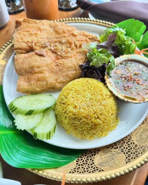 Bo-Ran Royal Thai at Point Ruston