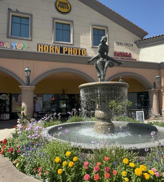 horn photo and fountain