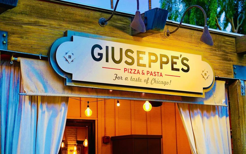 Giuseppe's Pizza Exterior Sign