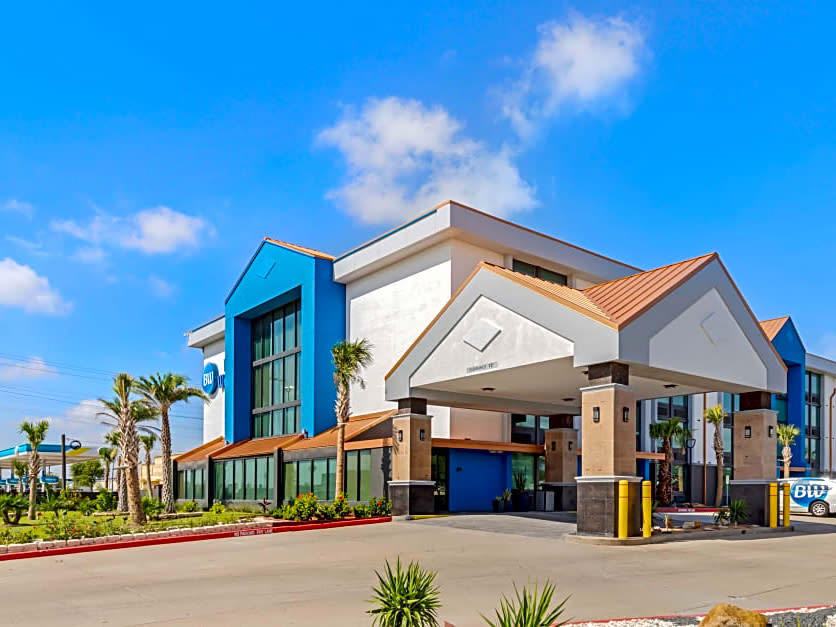 An outside shot of Best Western Corpus Christi Airport Hotel