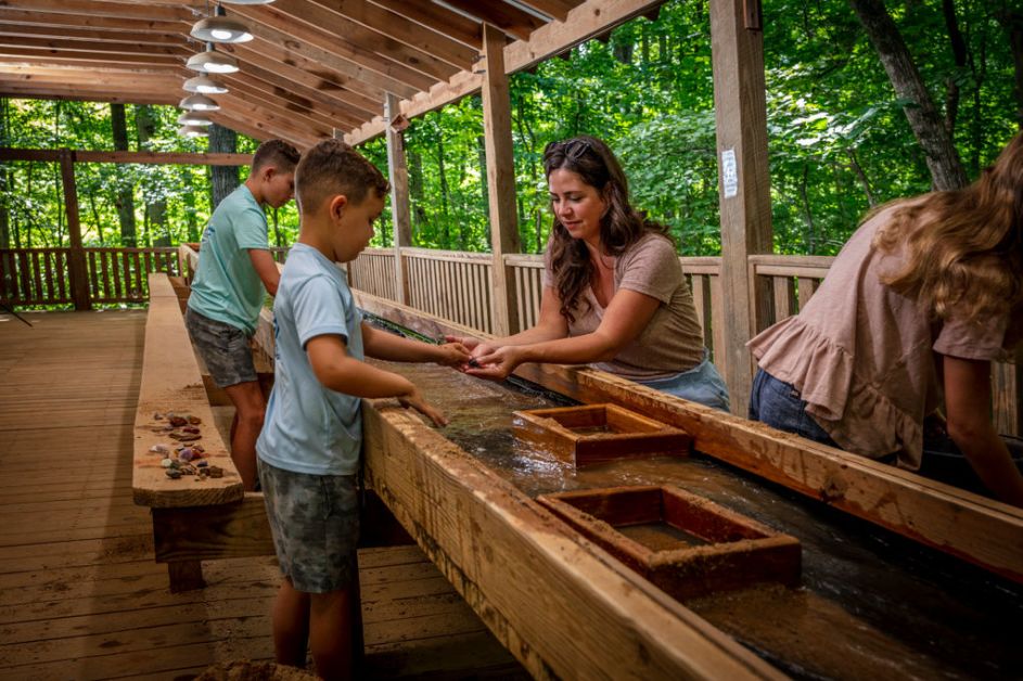 Family at gem mine at Dan Nicholas Park