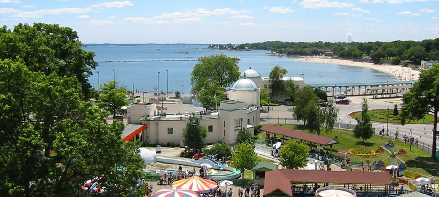 Rye Playland Park beach boardwalk