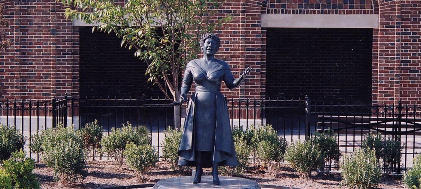 Ella Fitzgerald Statue-2.jpg