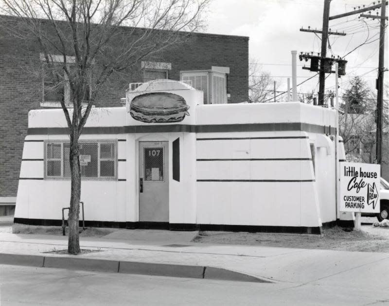 Little House Cafe on Eighth St (1992)
