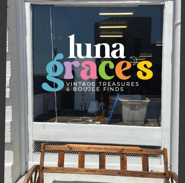 Luna Grace 2