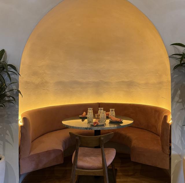 Aaktun Coffee Interior