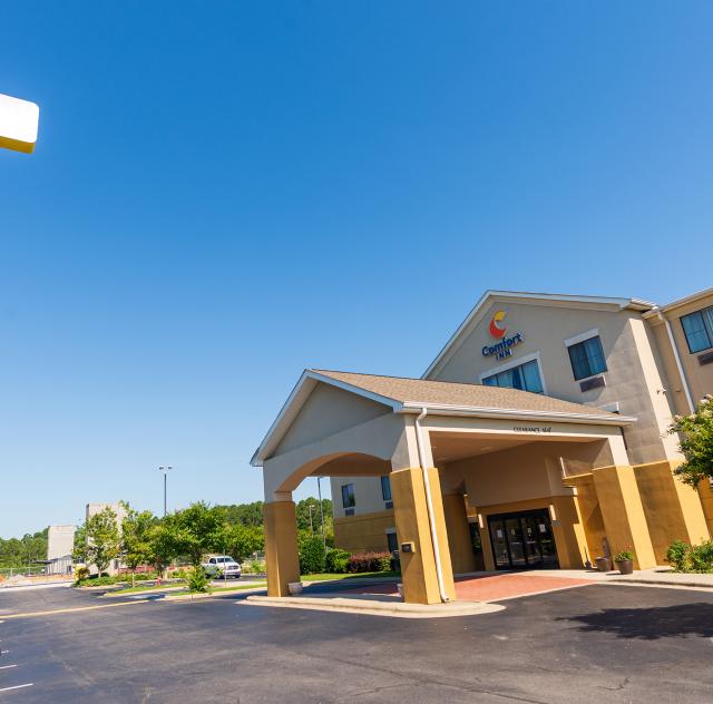 Comfort Inn Smithfield 2 2000x1500 72dpi