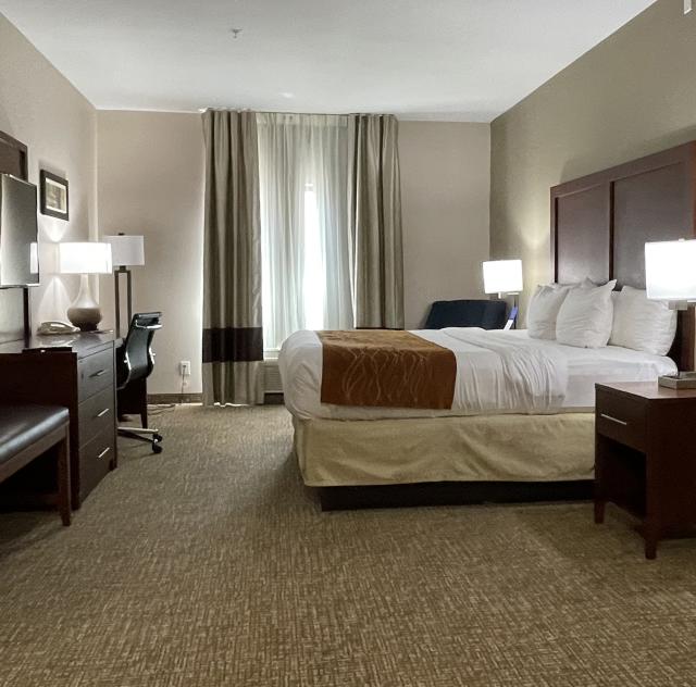 Comfort Inn Smithfield 2000x1500 72dpi (1)