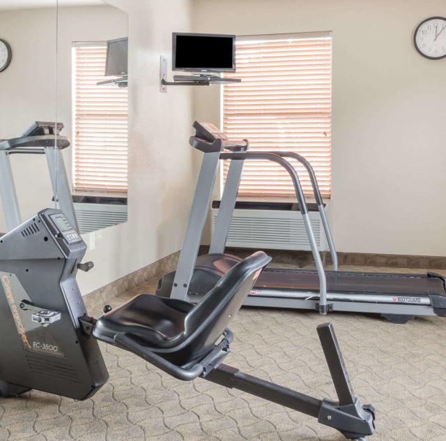 Days Inn Selma Fitness Room