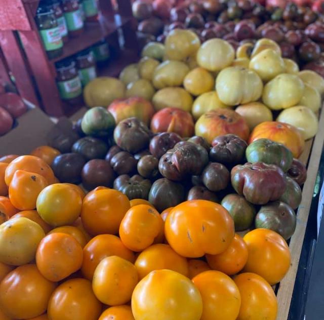 Lee's Produce tomatoes