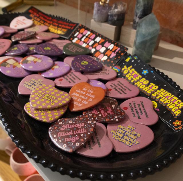 Odd One Out Buttons