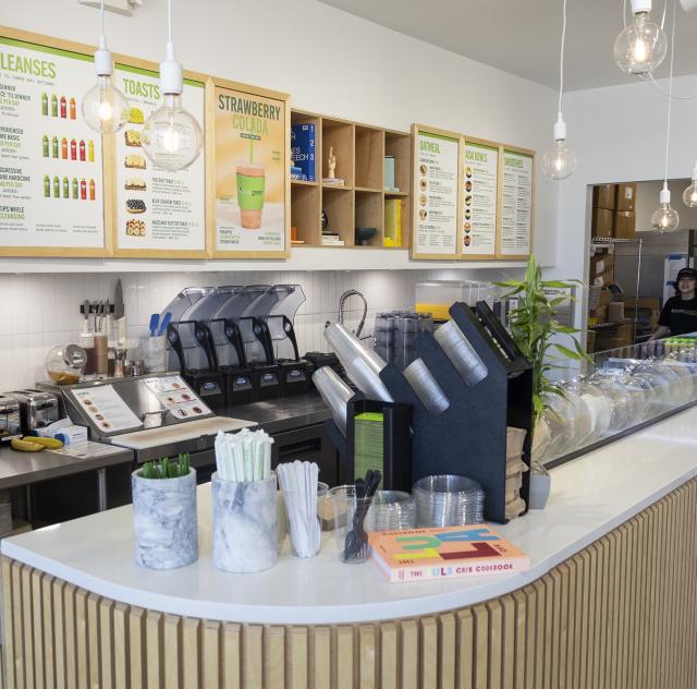 Pure Green Juices and Smoothies