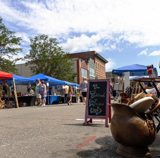 Downtown Smithfield Farmers Market