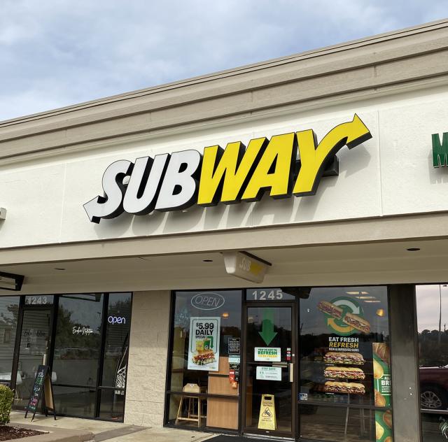 Subway (1245 N Brightleaf Blvd) 2000x1500@72dpi