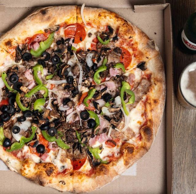 Taco Miendo Bar, Grill, and Pizzeria
