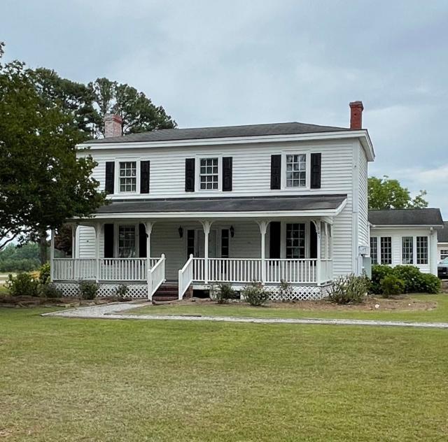 Finch-Lee House
