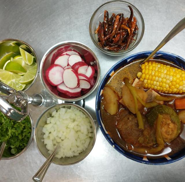 Tienda y taqueria