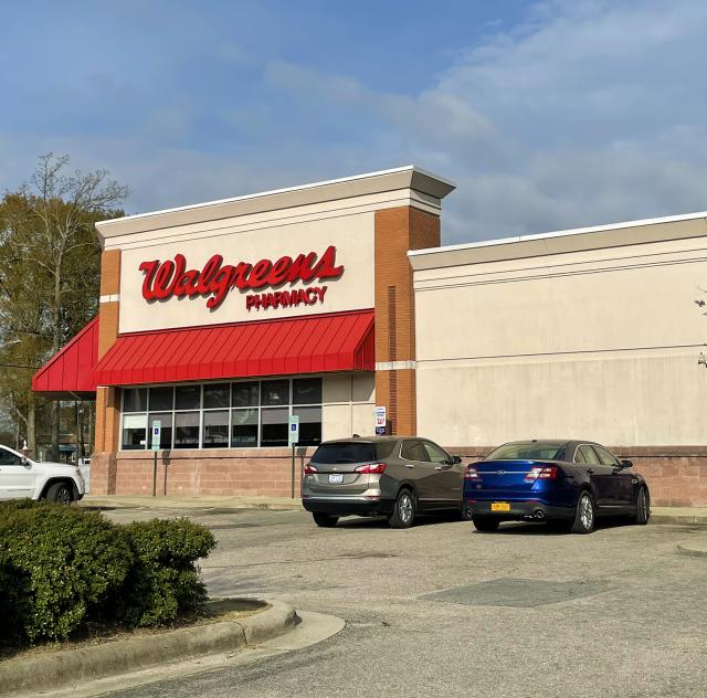 Walgreens_Benson_2000x1500_72dpi