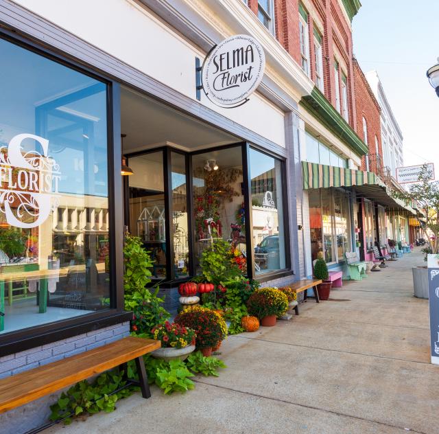 Selma Florist 2 2000x1500 72dpi