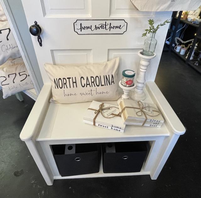 Southern Bostonian Display 2000x1500