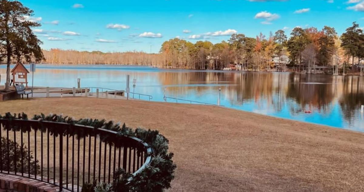 Christmas at the Lake