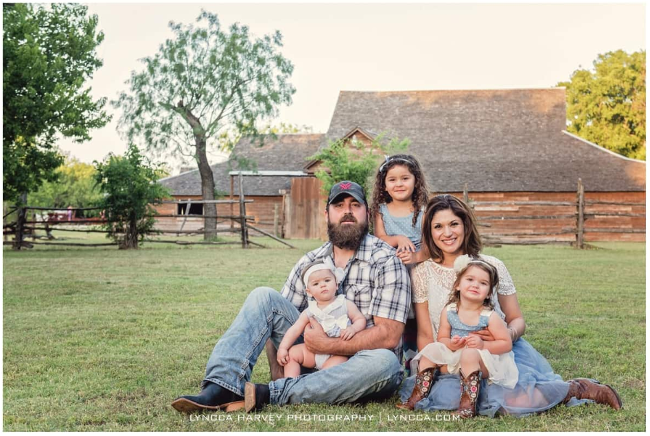 Penn Farm Agricultural Heritage Center family photo shoot