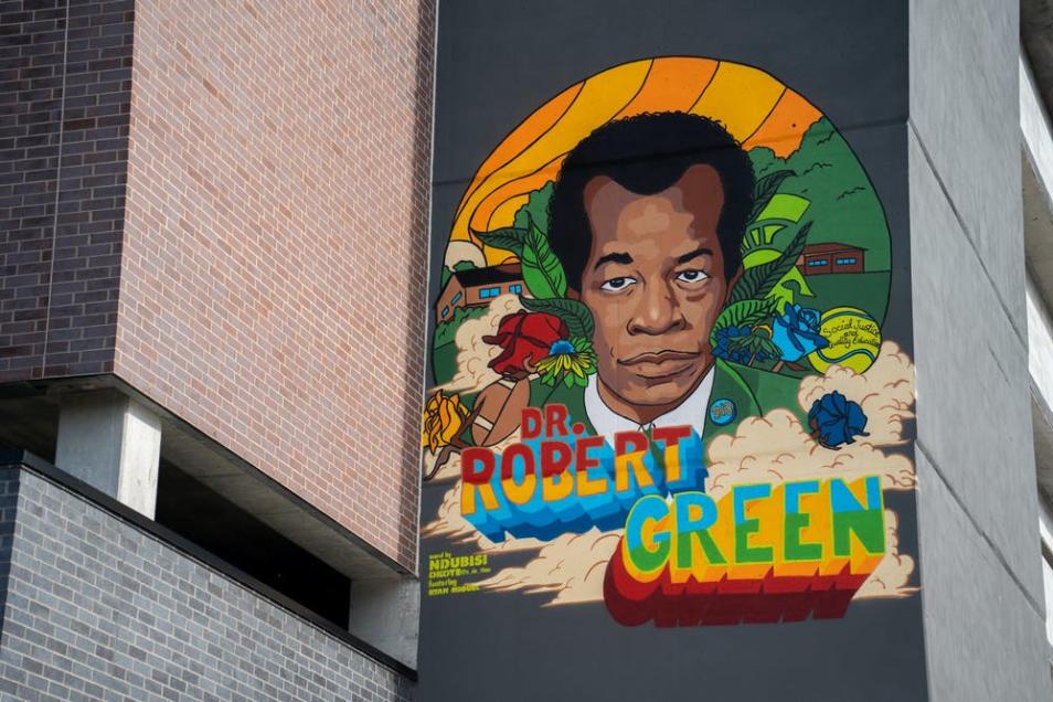 Dr. Robert L Green "First Class" mural in East Lansing