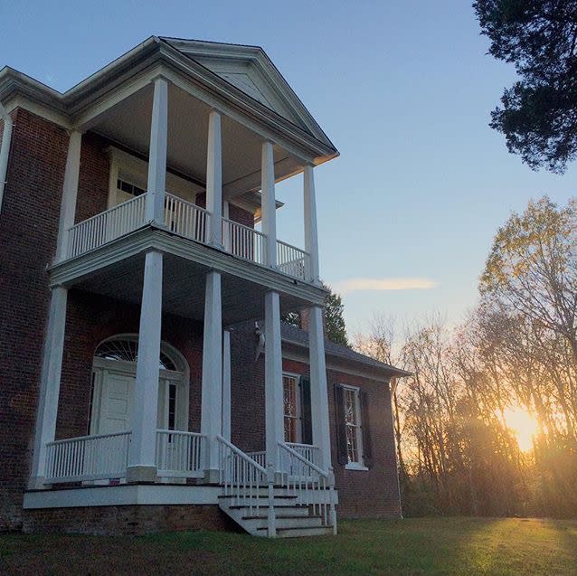 belle mont mansion at sunset