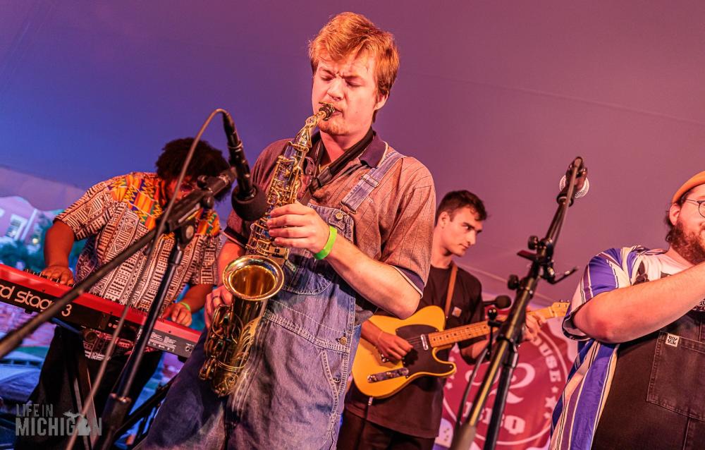 music playing at chelsea sounds and sights festival