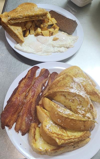 Country-style breakfast of French toast, bacon, eggs and homefries at Cassville Country Store