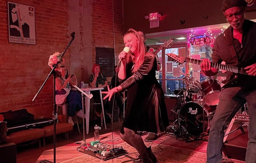 Band plays live at Ziggy's
