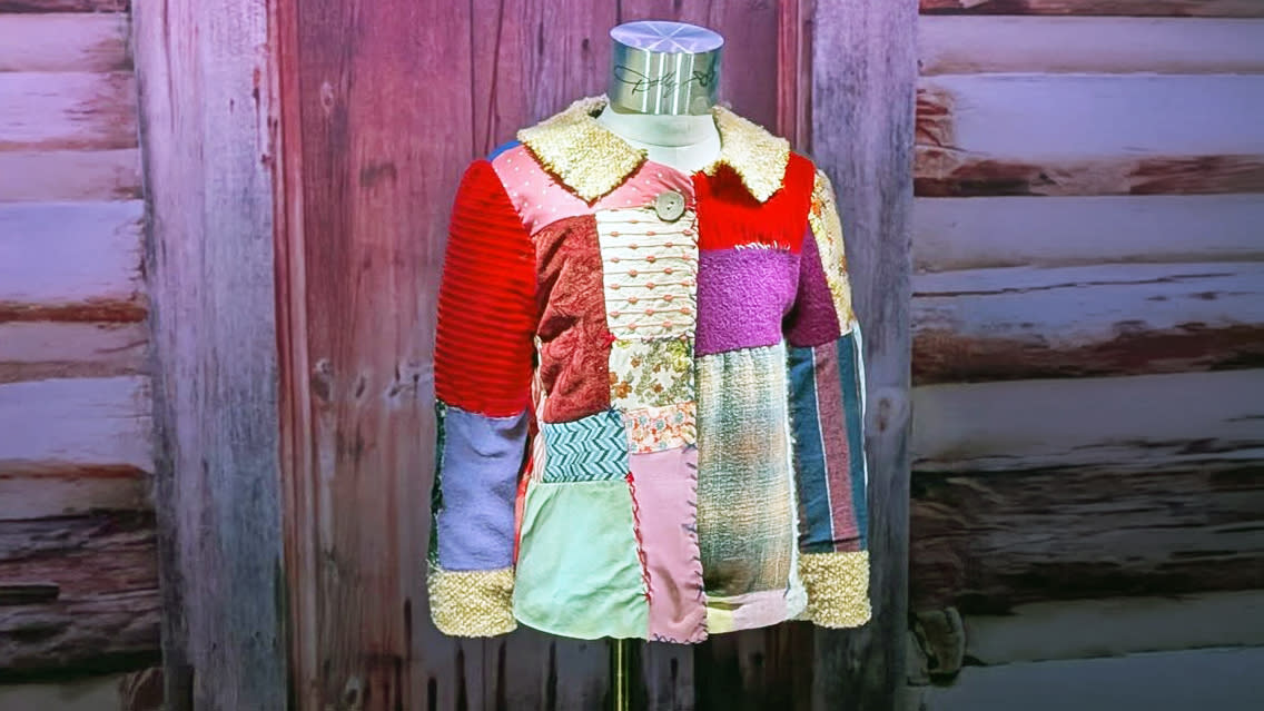 Coat of Many Colors Dollywood