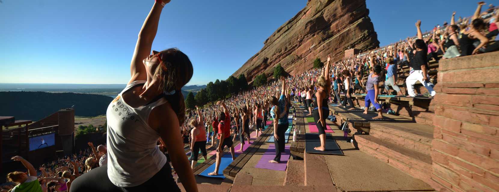 red-rocks-yoga-morning-crowd