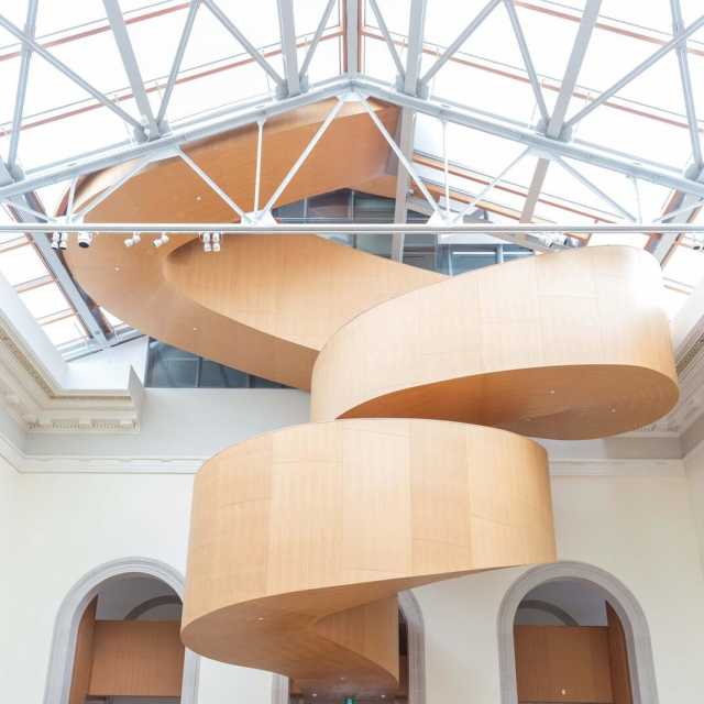 Spotlight-AGO_2-staircase