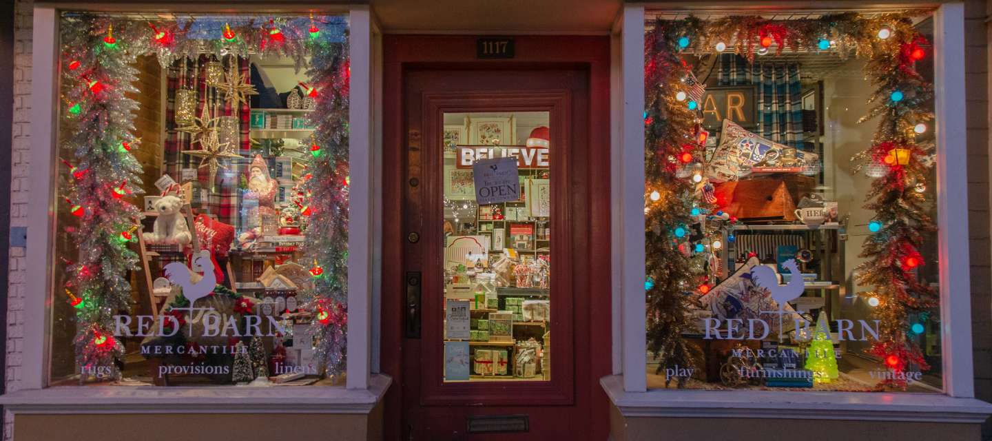Holiday Magic Walk in Old Town Alexandria