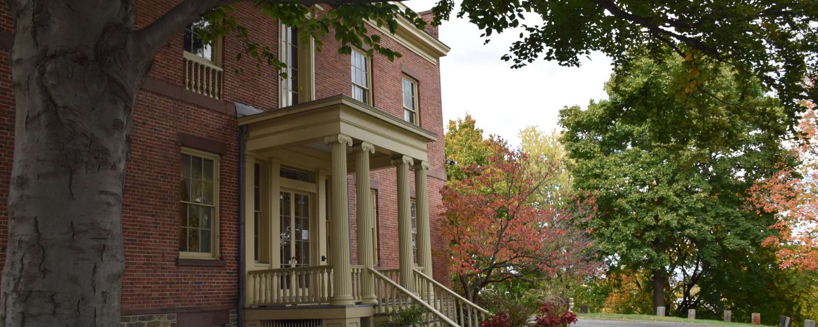Ten Broeck Mansion