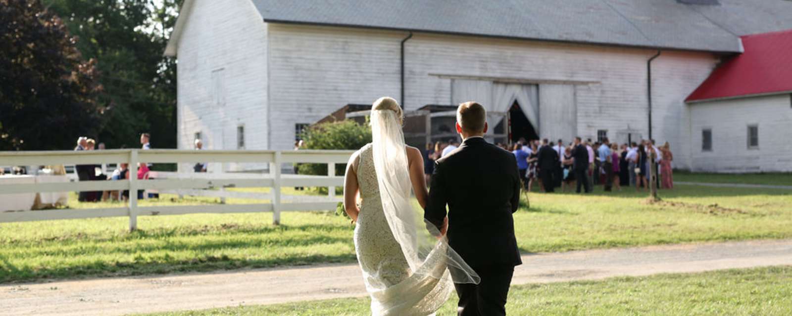 Shaker Heritage Barn Wedding