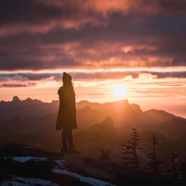 Picture at North Cascades National Park, taken by @HelloEmilie & @JasonCharlesHill during their trip to Bellevue.