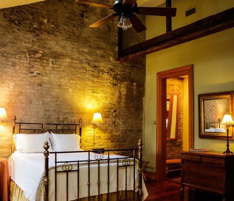 Monrose Row Bed and Breakfast