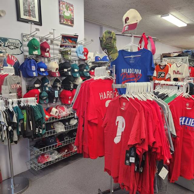 Philadelphia Phillies Apparel & Gear - Philly Sports Shirts