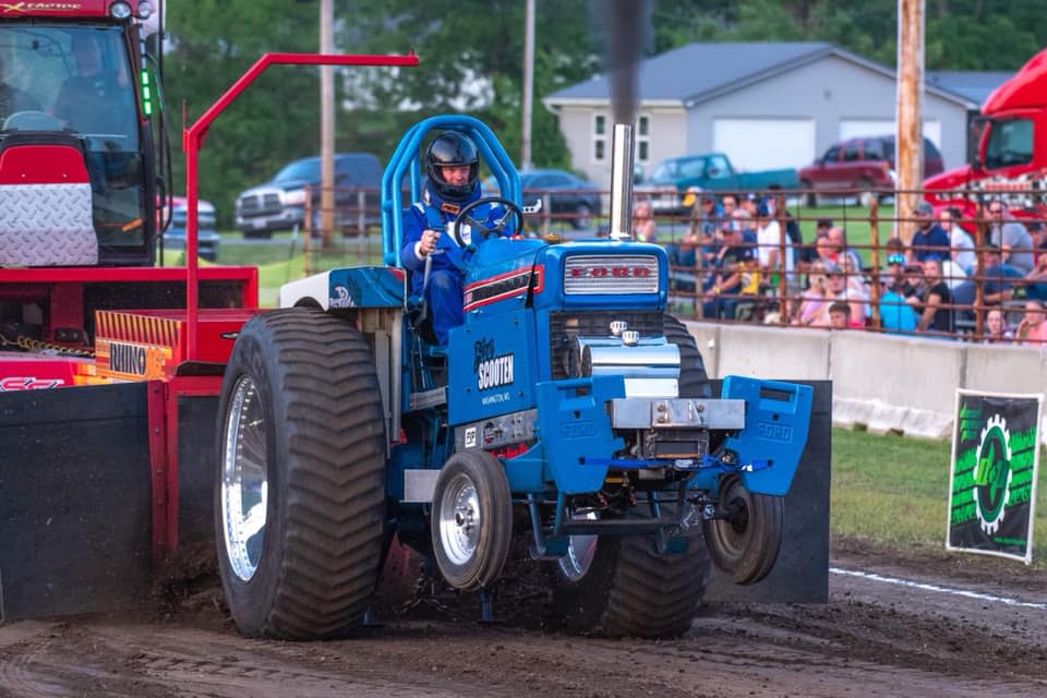 cole co fair tractor pull
