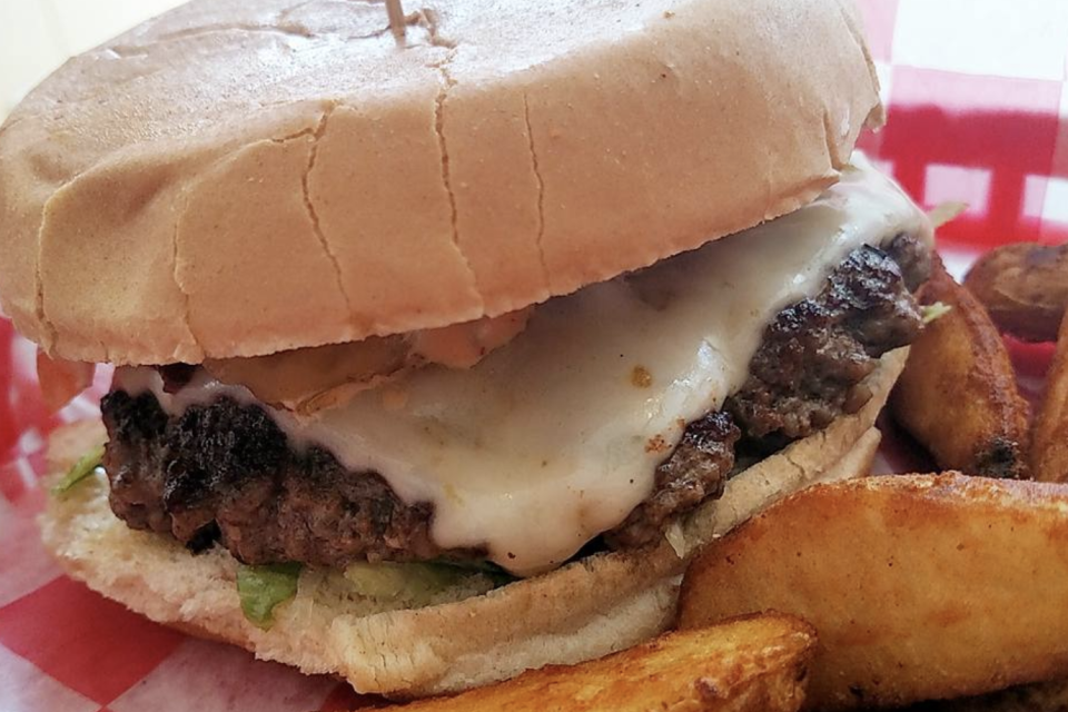 Cajan's Eatery - The Dixie Burger