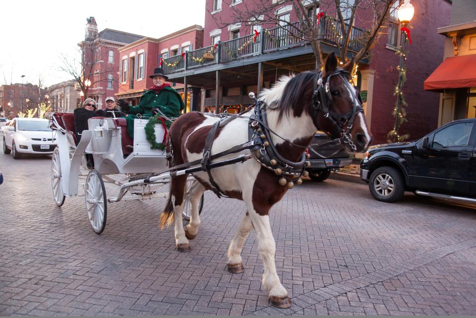 St Charles Christmas 2019 St. Charles Christmas Traditions | Event Dates & Details St Charles Christmas 2019 St. Charles Christmas Traditions | Event Dates & Details