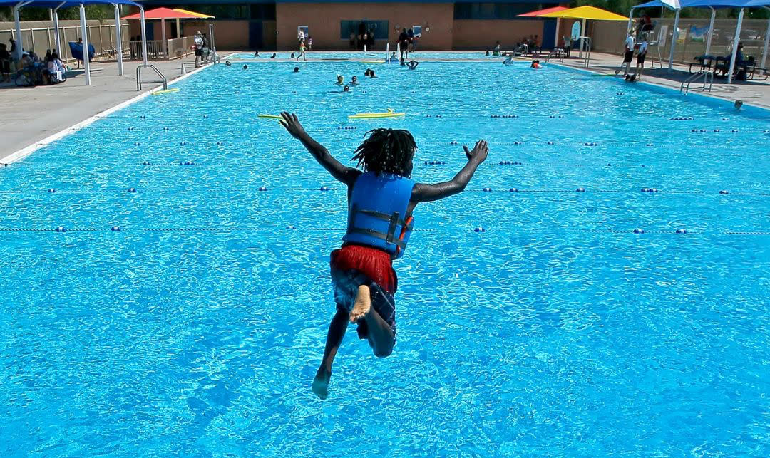 Oak Cliff Swimming Pool